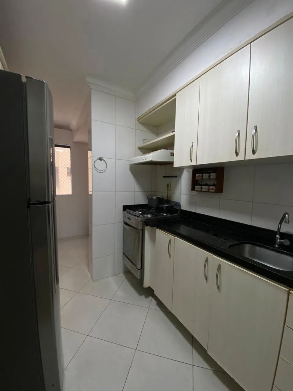 ALGUEL DE QUARTO PARA MULHERES OU UNIVERSITÁRIAS -PITUBA - Foto 3