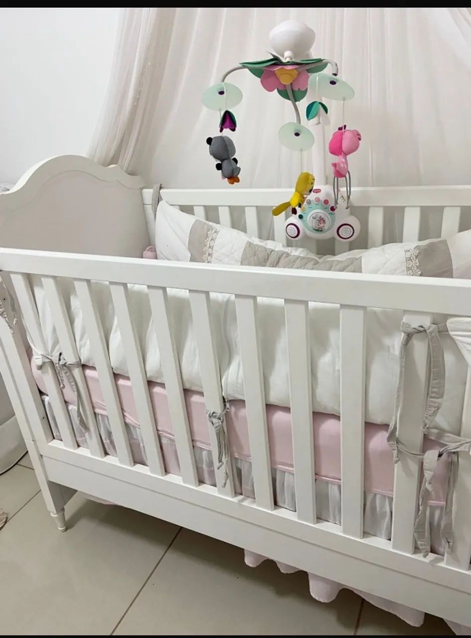Vendo berço infantil forte grande e espaçoso 