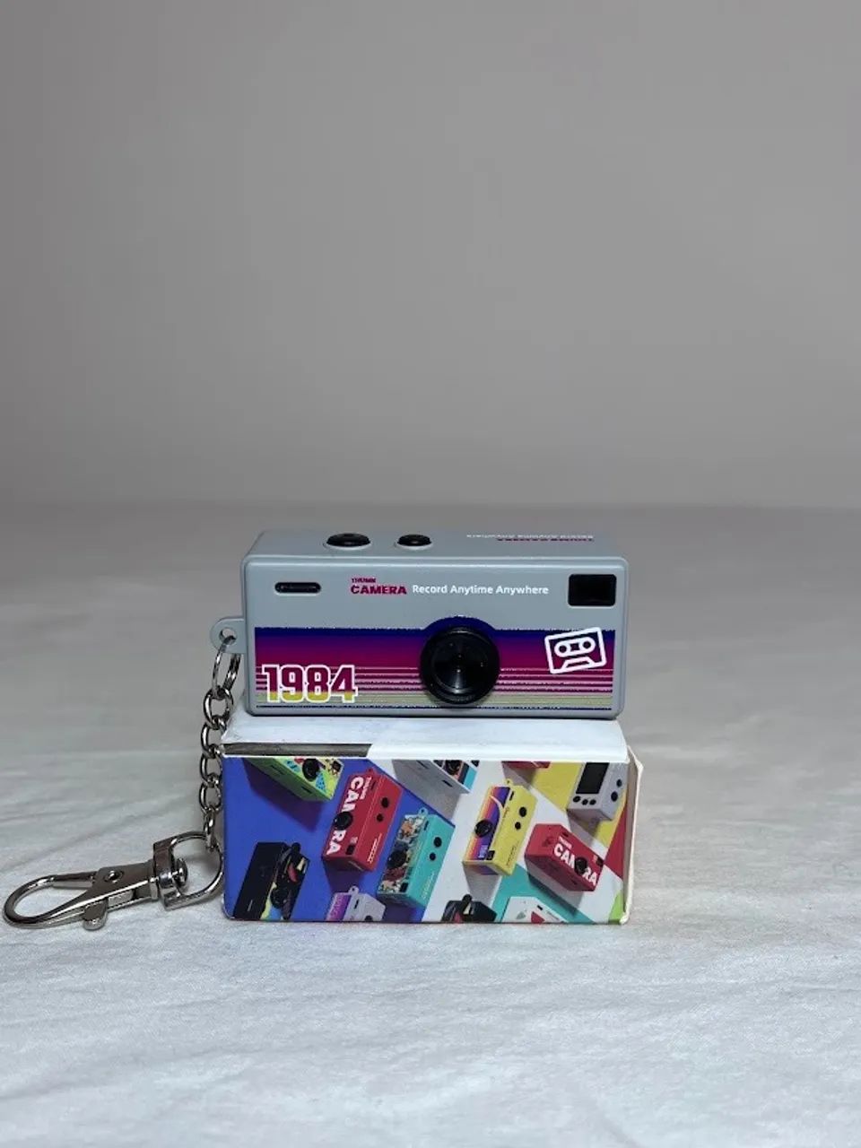 Mini Câmera Chaveiro Digital Retrô
