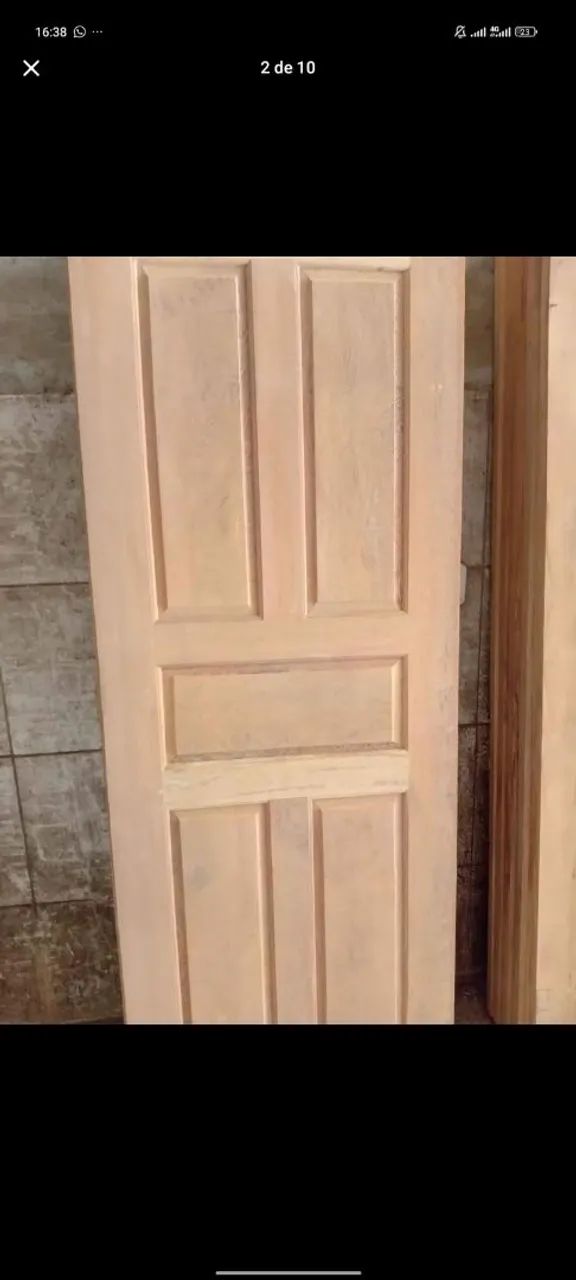 Porta para banheiro em madeira de lei 