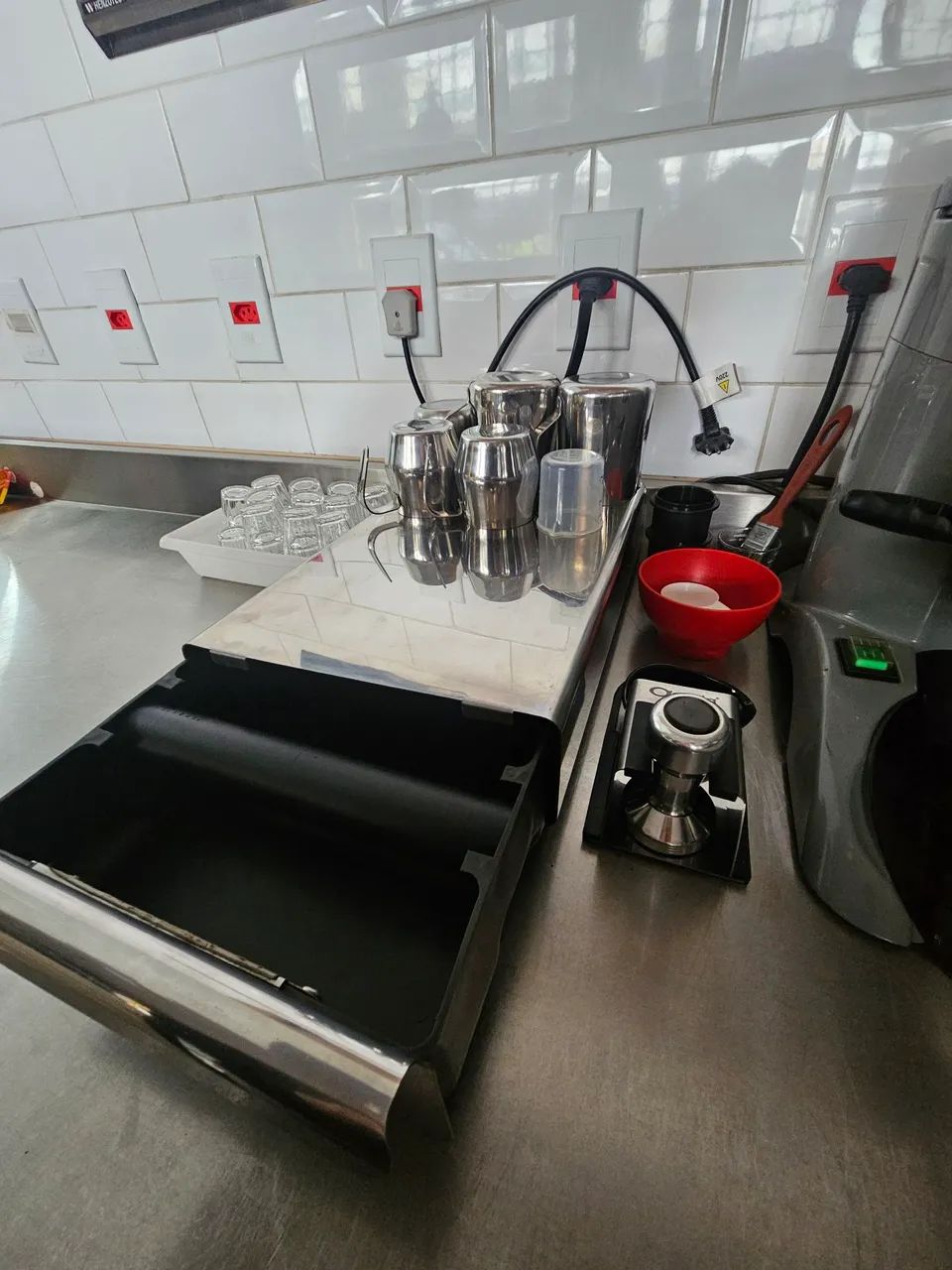 Cafeteira e Moinho Profissional com Acessórios - Foto 4