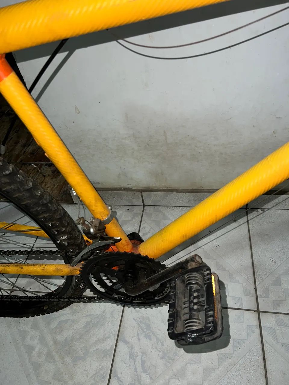  Bicicleta aro 26 com marchas - precisa de revisão - Foto 5