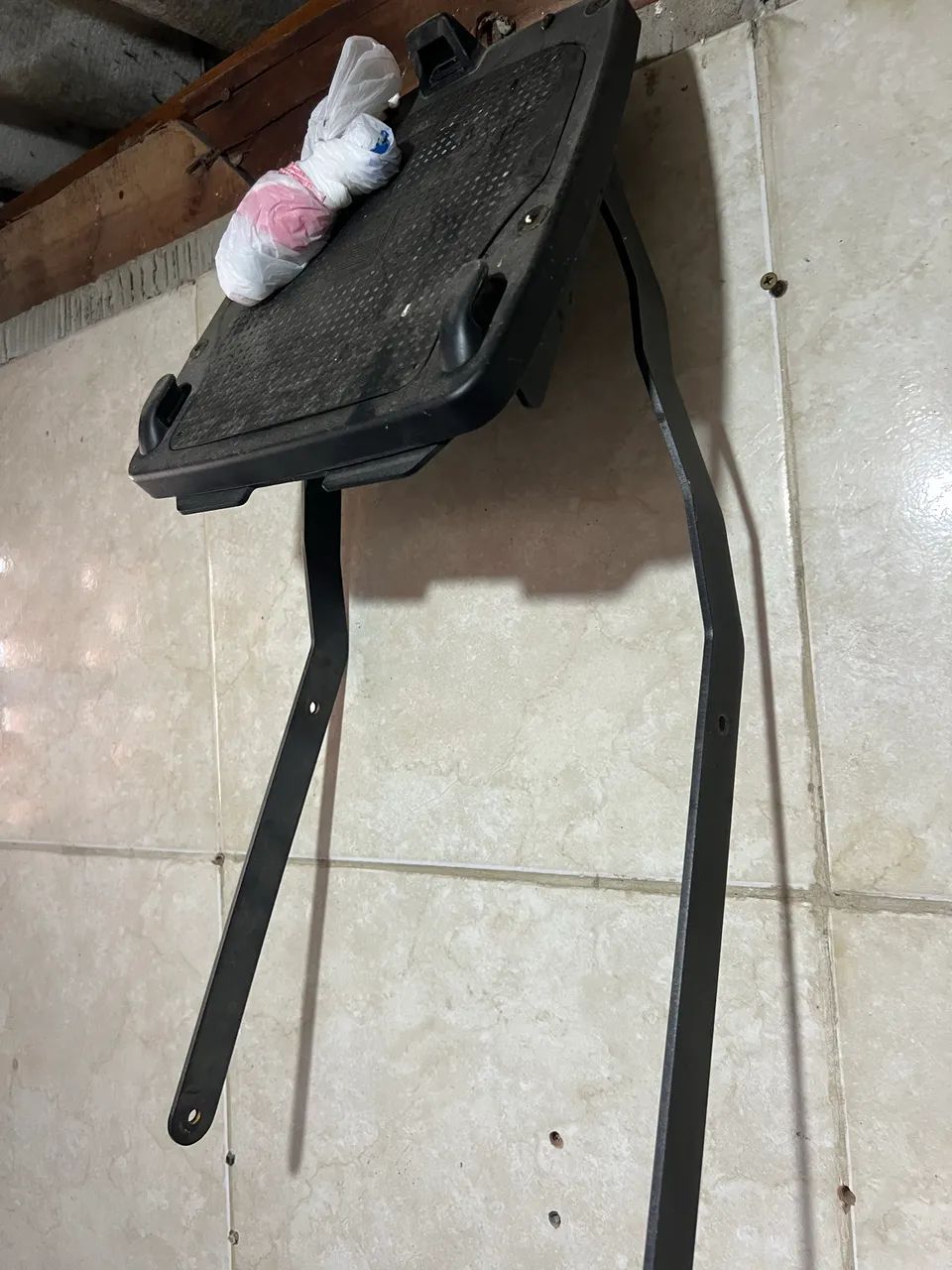 Bau  traseiro givi 56 Litros - Foto 5
