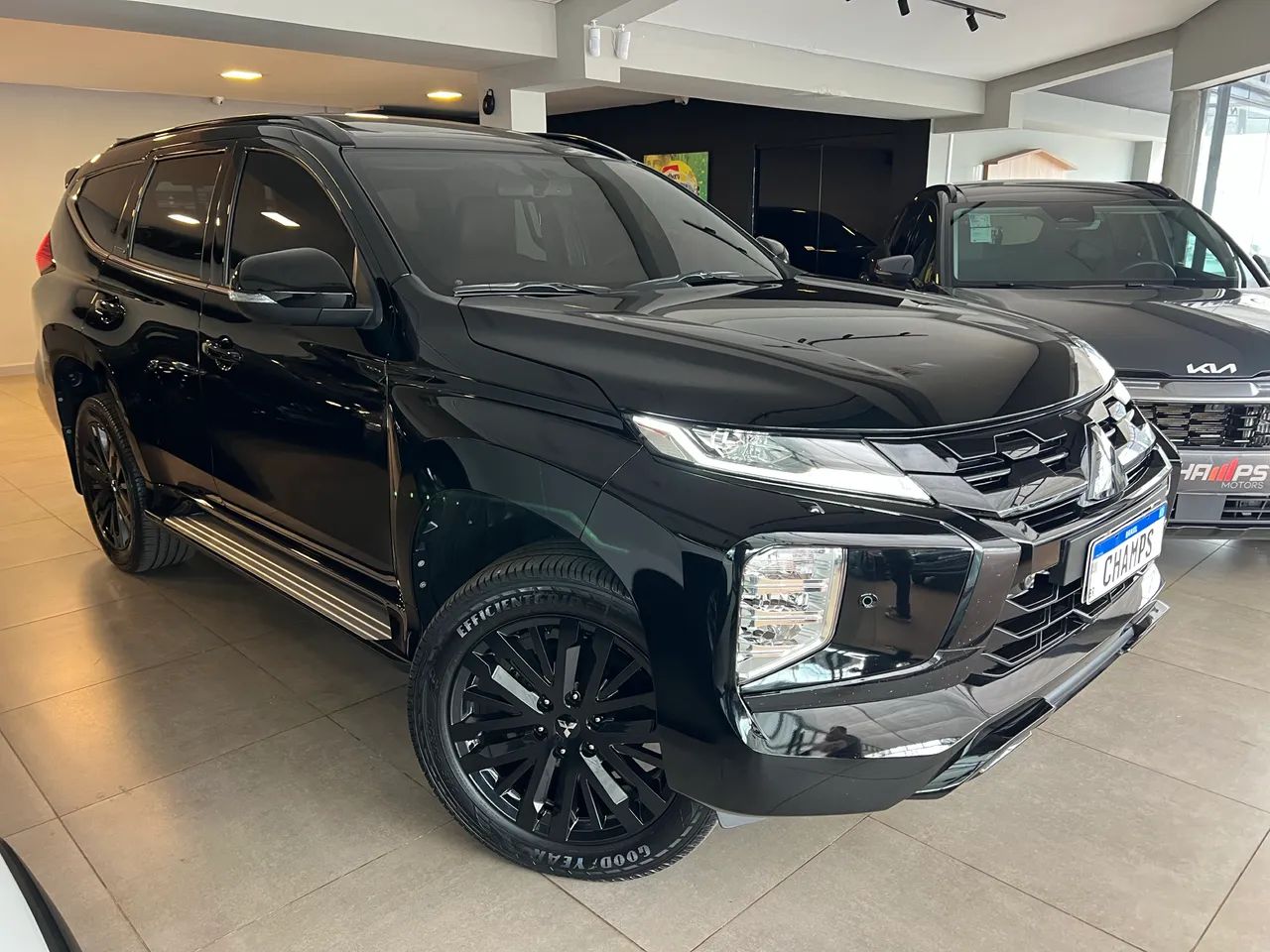 Mitsubishi Pajero 2025
