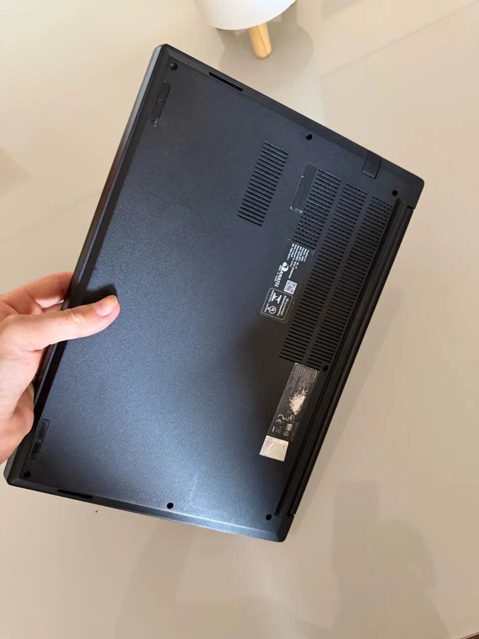 Notebook Lenovo ThinkPad E14 - Intel Core i5 / 8GB RAM / SSD 256GB / Windows 11 - Foto 5