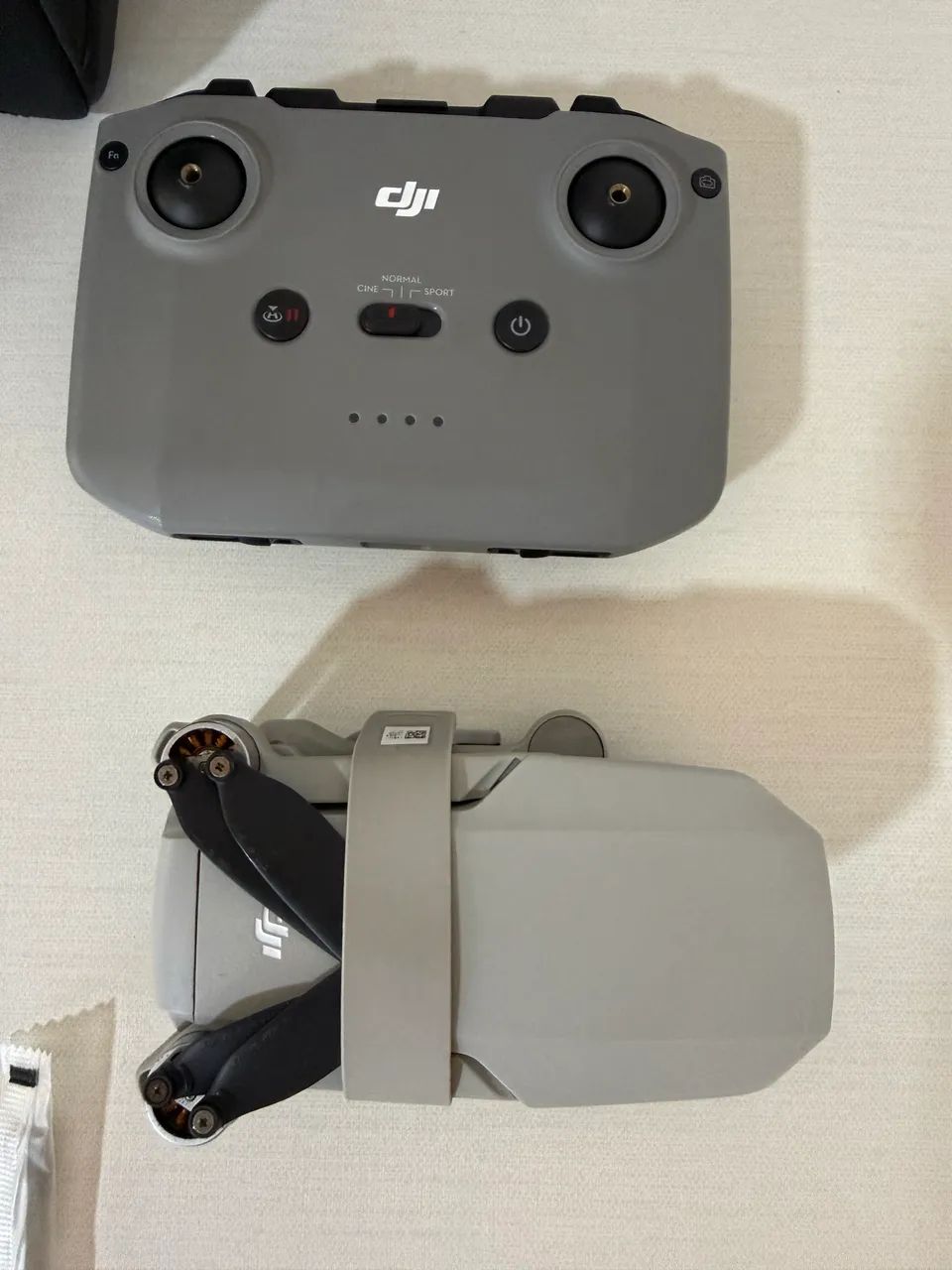Drone DJI Mini 2 Fly More Combo - Foto 4