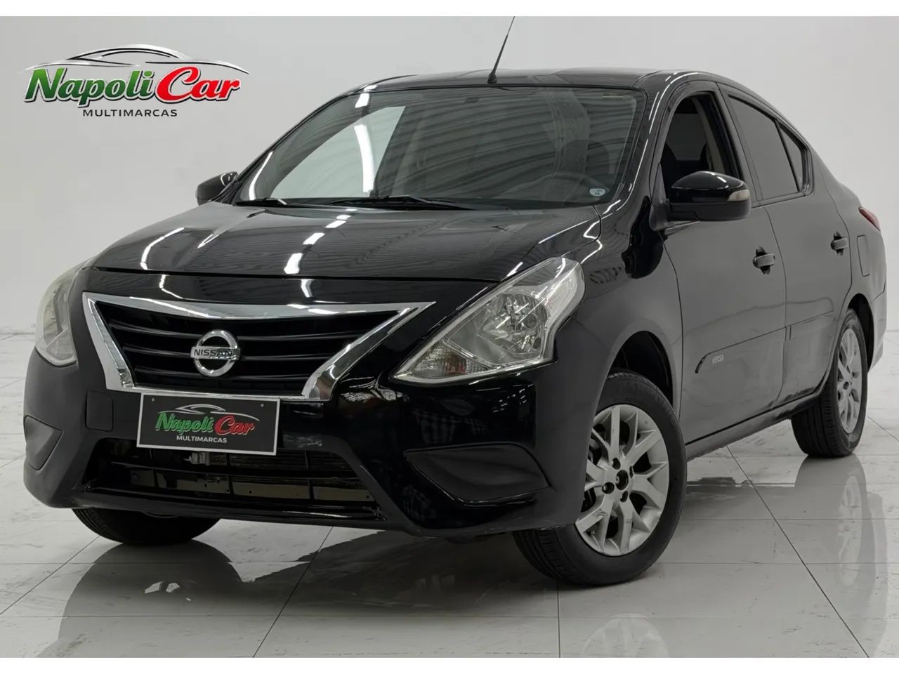 Nissan Versa 2019 - Foto 2