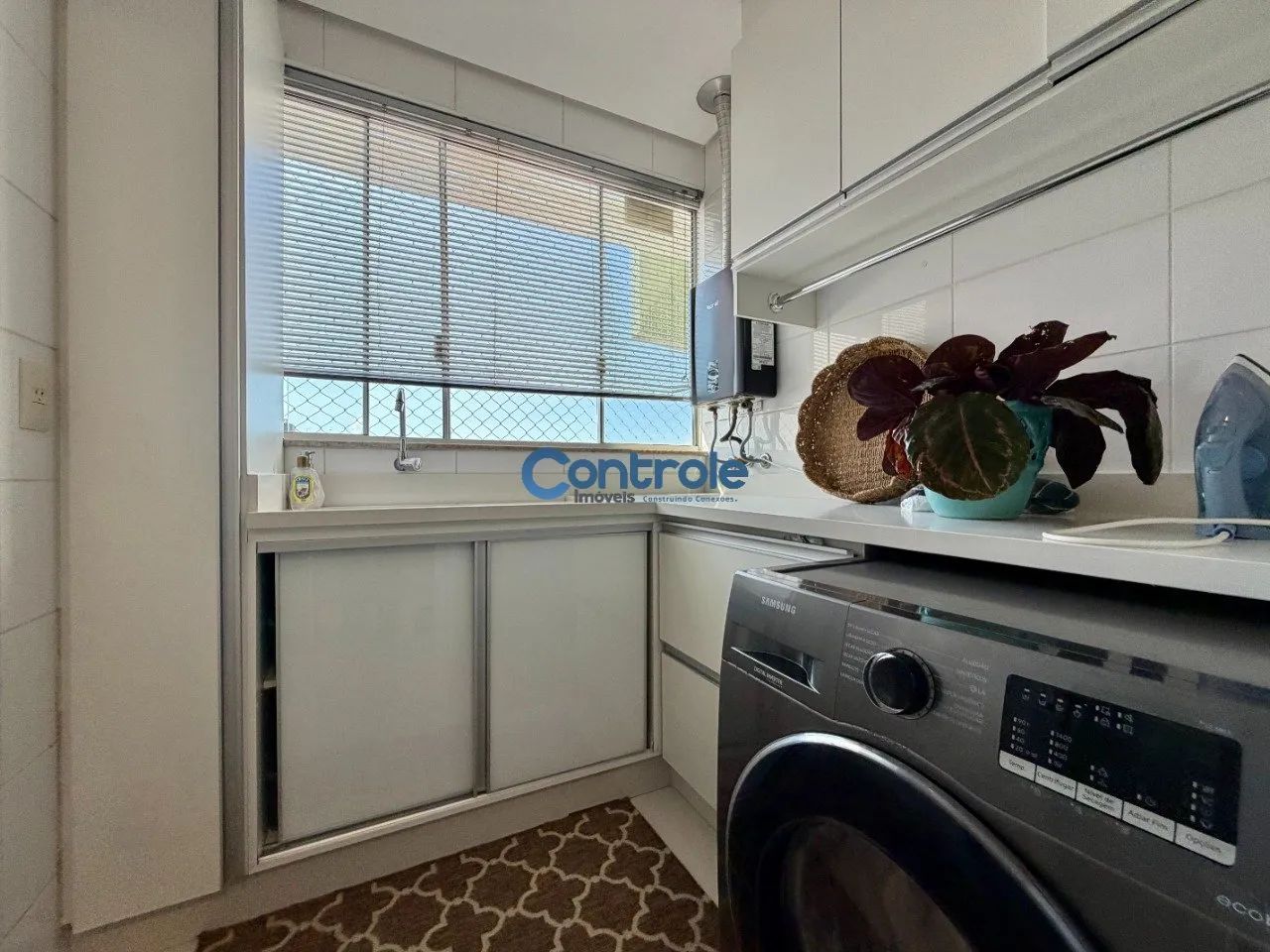 Apartamento vista mar com 03 dormitórios, sendo uma suíte no Bom Abrigo, Florianópolis - Foto 5