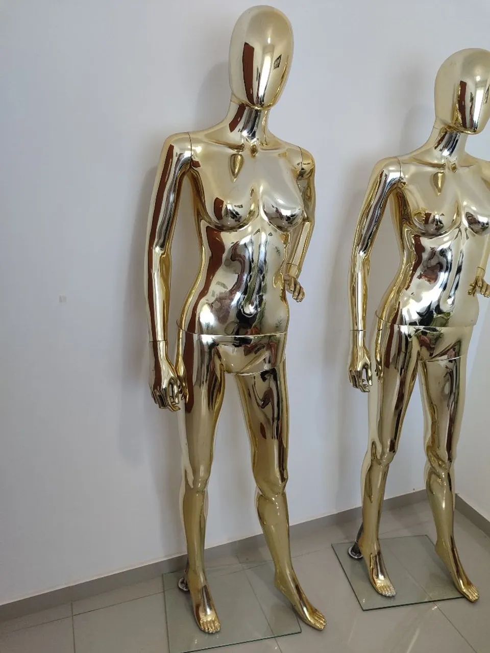 Manequins Ouro  - Foto 3