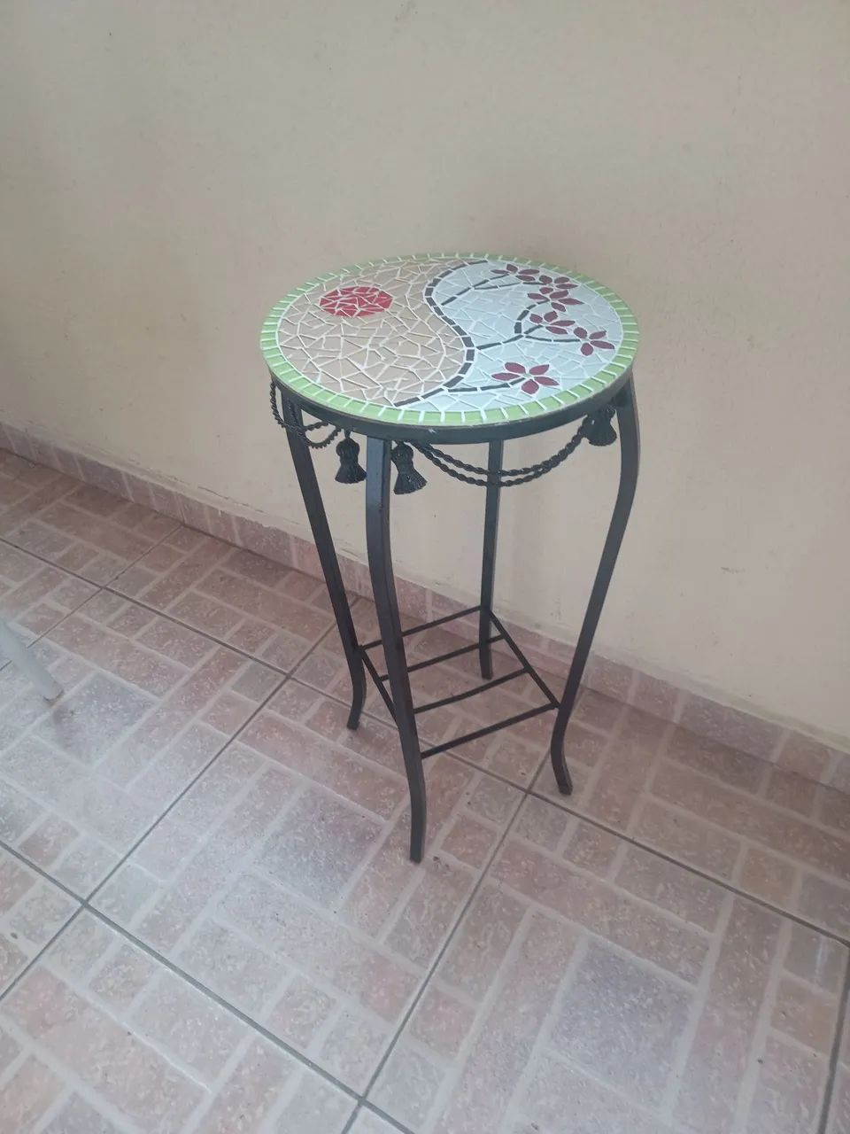 Mesa de mosaico64985890040065120