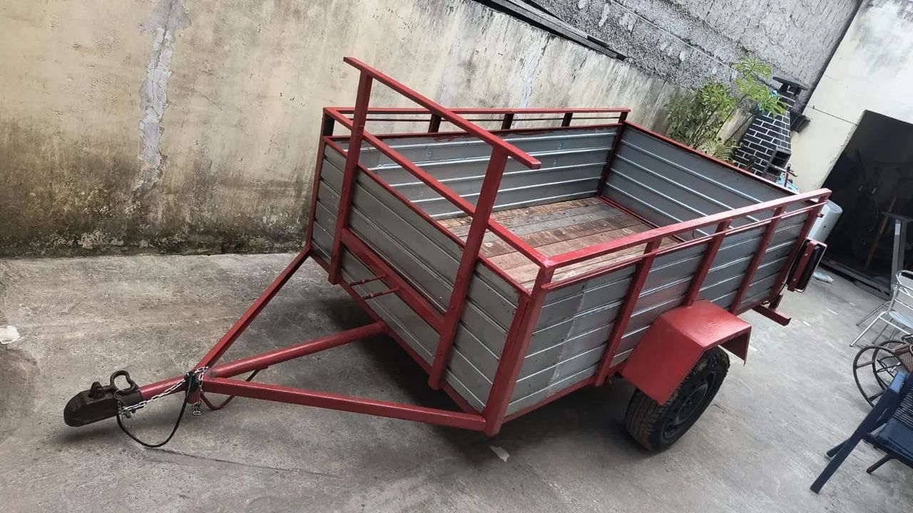 Reboque carretinha 2,30cm x 1,35cm