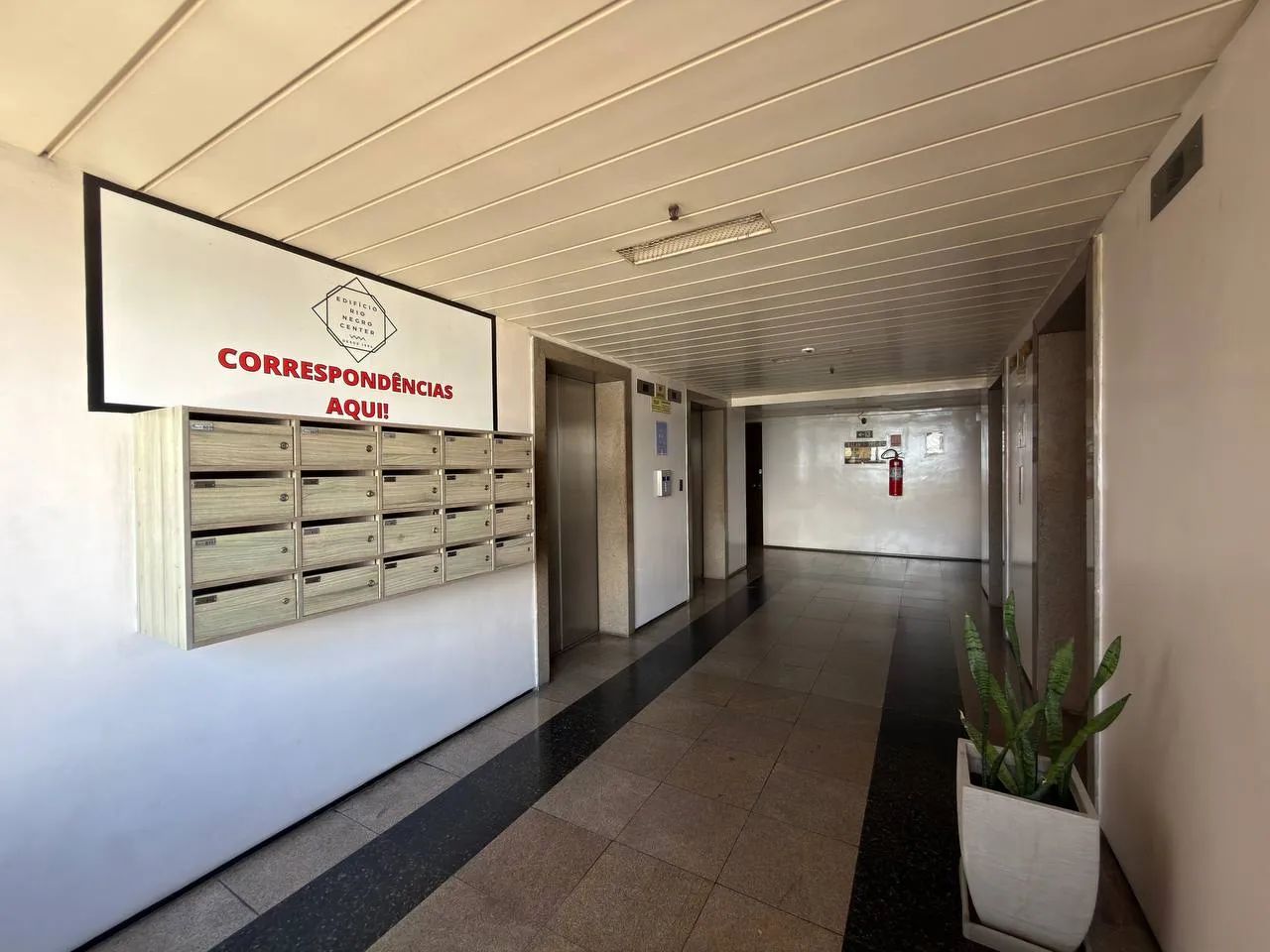 Edifício Rio Negro Center - Sala Comercial 38m² com 1 Vaga no Centro - Foto 3