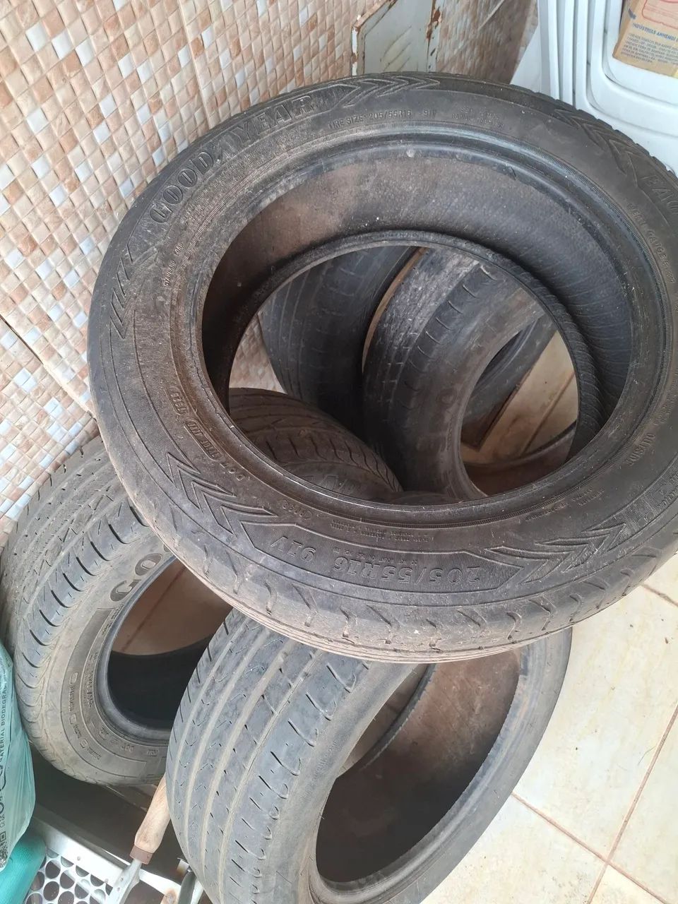 Vendo 5 pneus, aro16! Valor 550