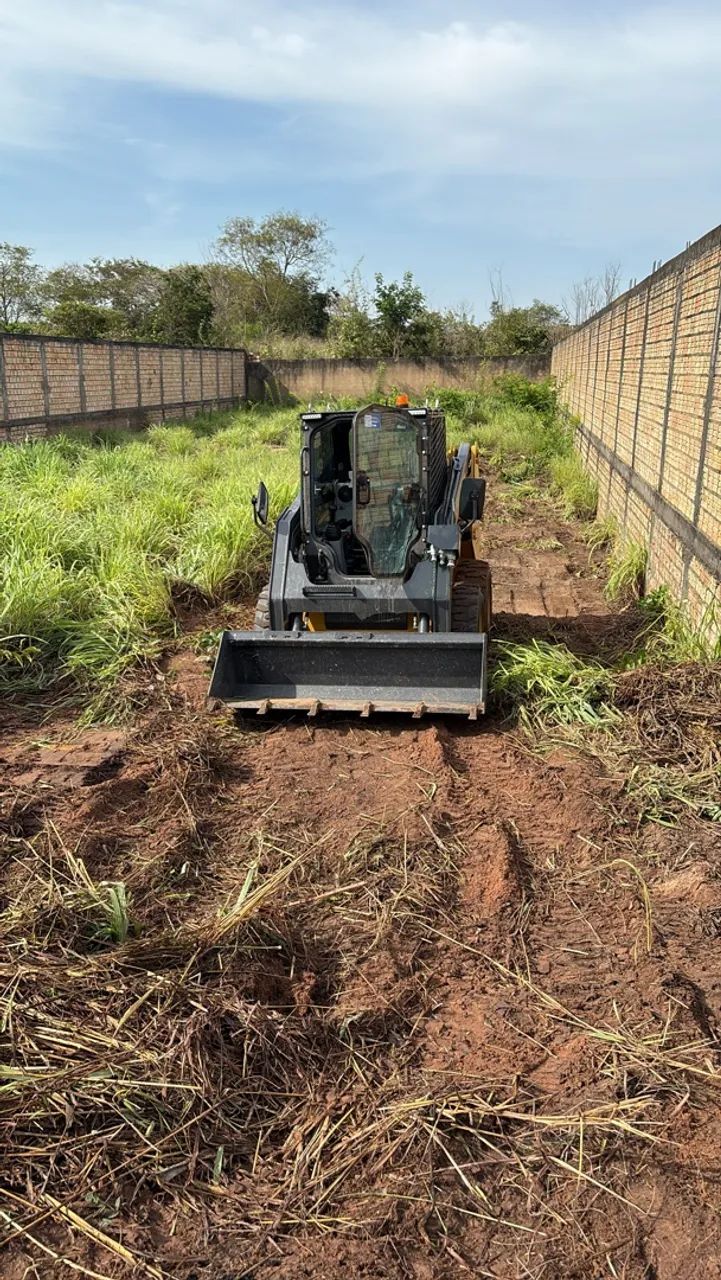 Locação de mini máquinas de terraplenagem mini escavadeira carregadeira   - Foto 2