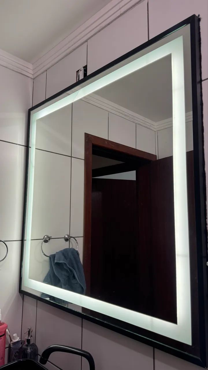 Espelhos com led ( tamanhos variados ) 