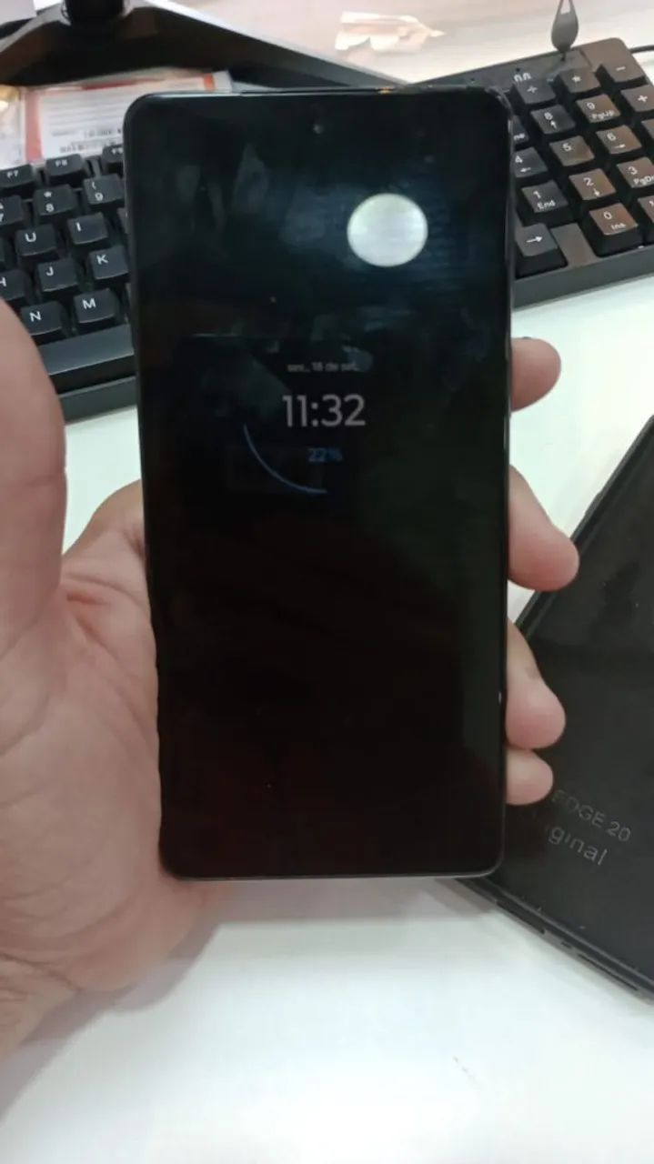 Motorola Edge 20  - Foto 2