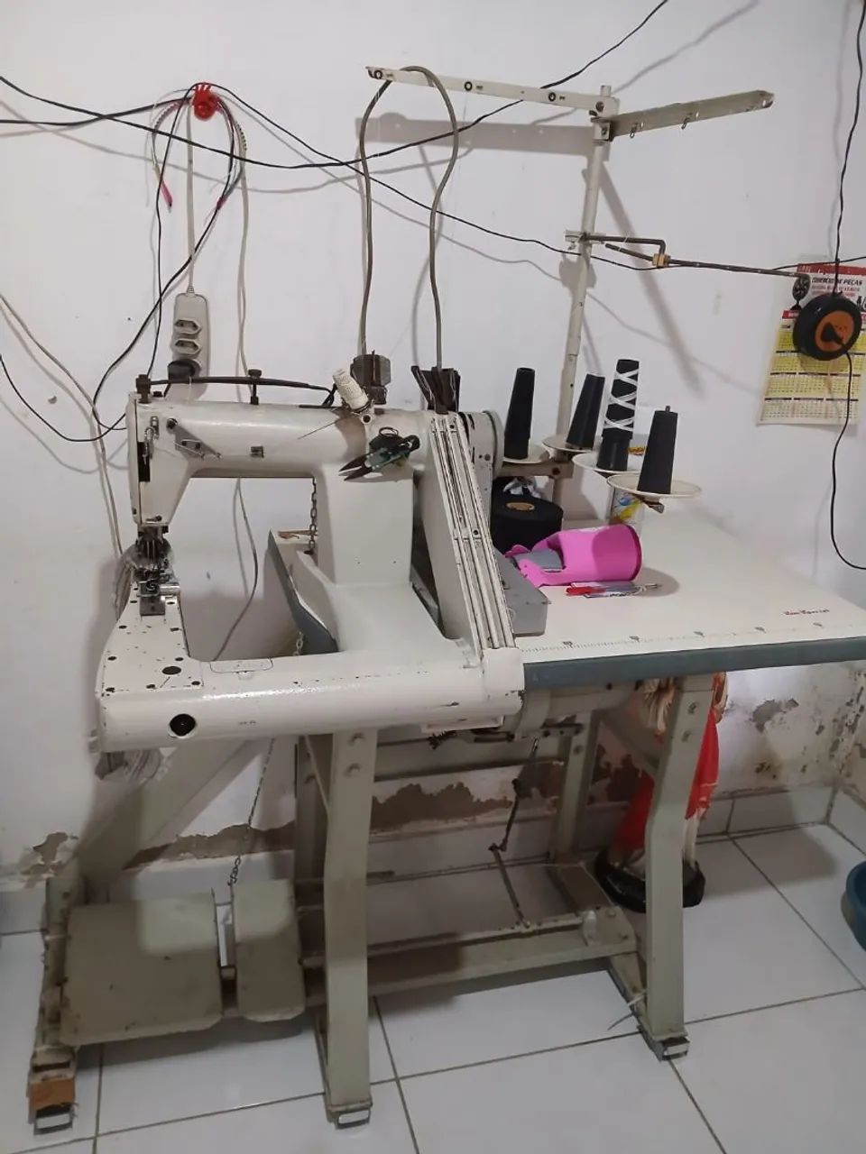 Maquina de fechamento 