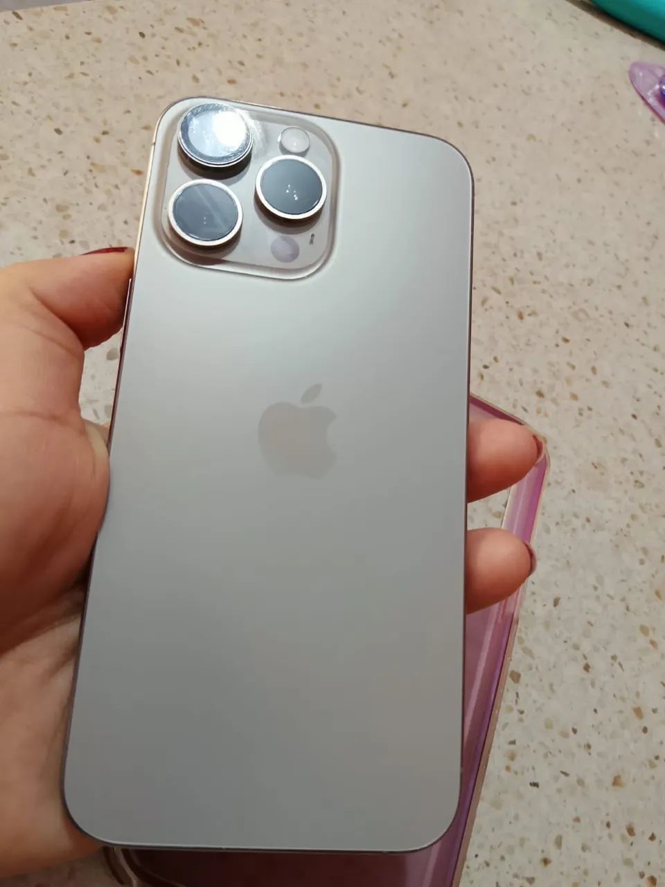 Vendo iPhone 15 pro Max 512 gigas  - Foto 3