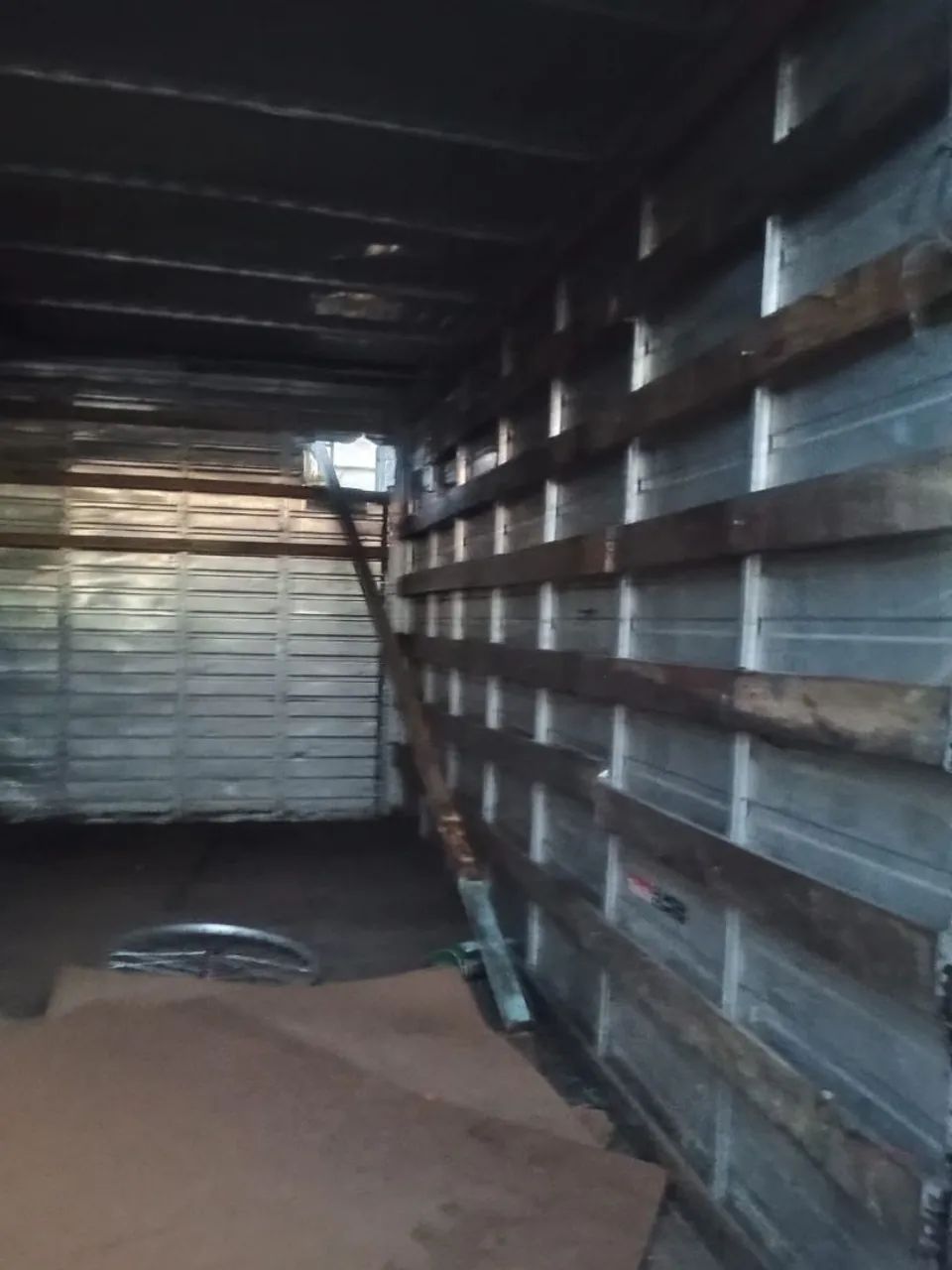 Baú ford f4000.   F600<br>F600<br>Fordão - Foto 4
