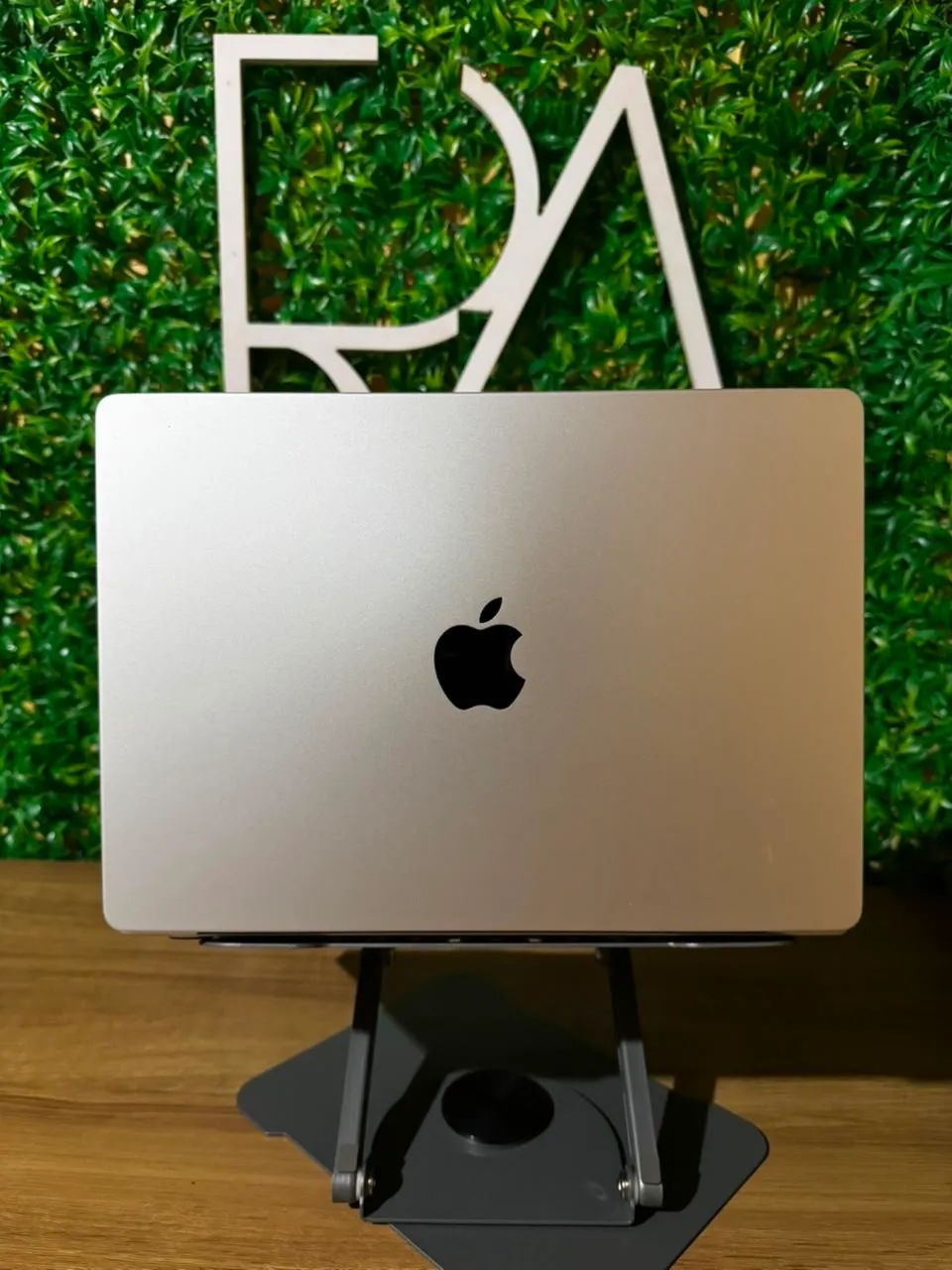 MacBook Pro M1 Pro 14 inch 16gb ram 512gb SSD - Notebooks - Jardim