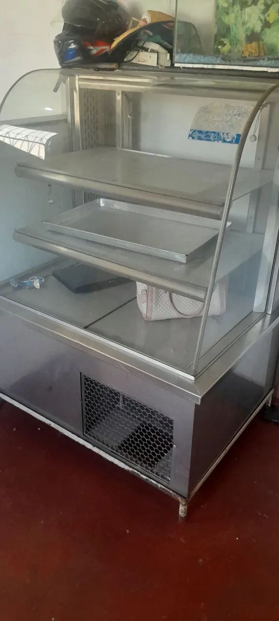 Vendo esta vitrine expositor inox 