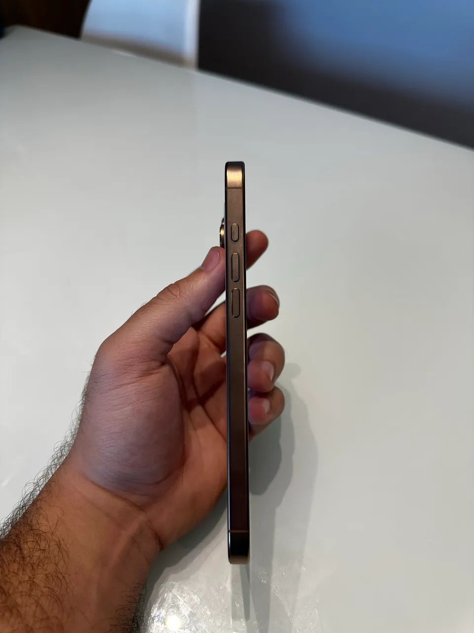 iPhone 16 Pro Max - Foto 4