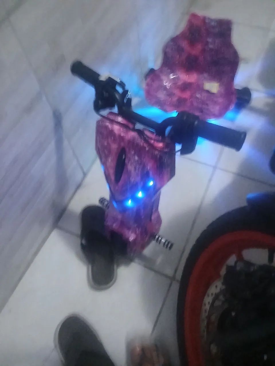 Triciclo elétrico 