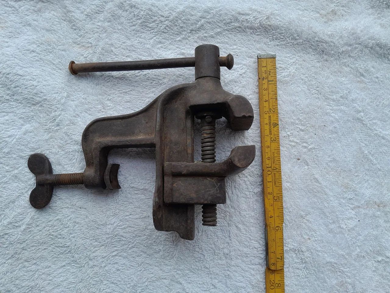 Morsa de bancada antiga  - Foto 2
