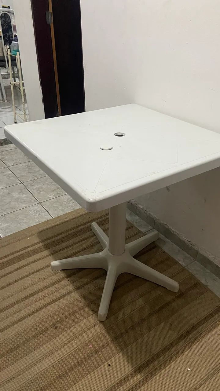 Mesa de Plástico Quadrada Removível - Foto 2