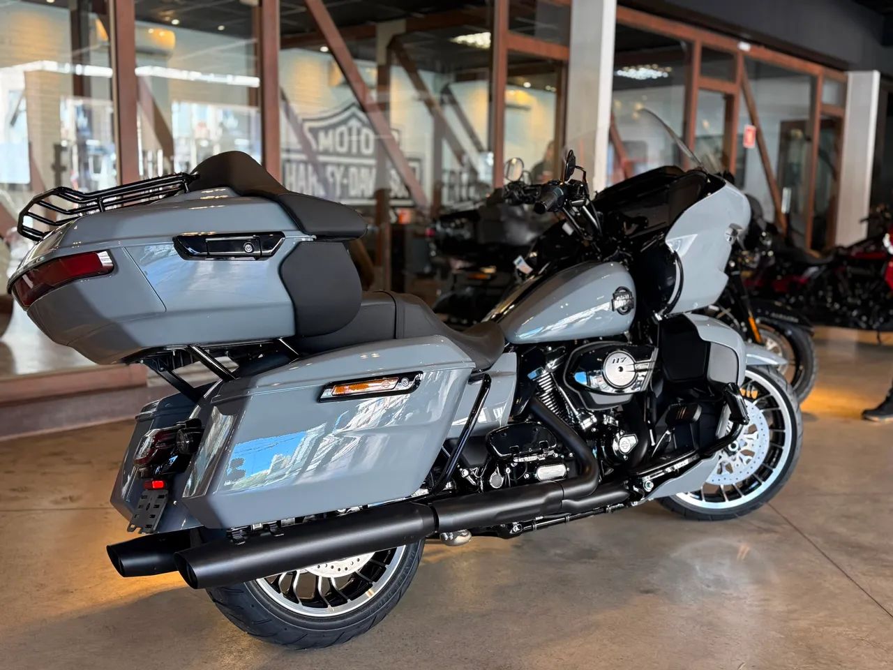 Harley-Davidson Road Glide Limited  - Foto 4