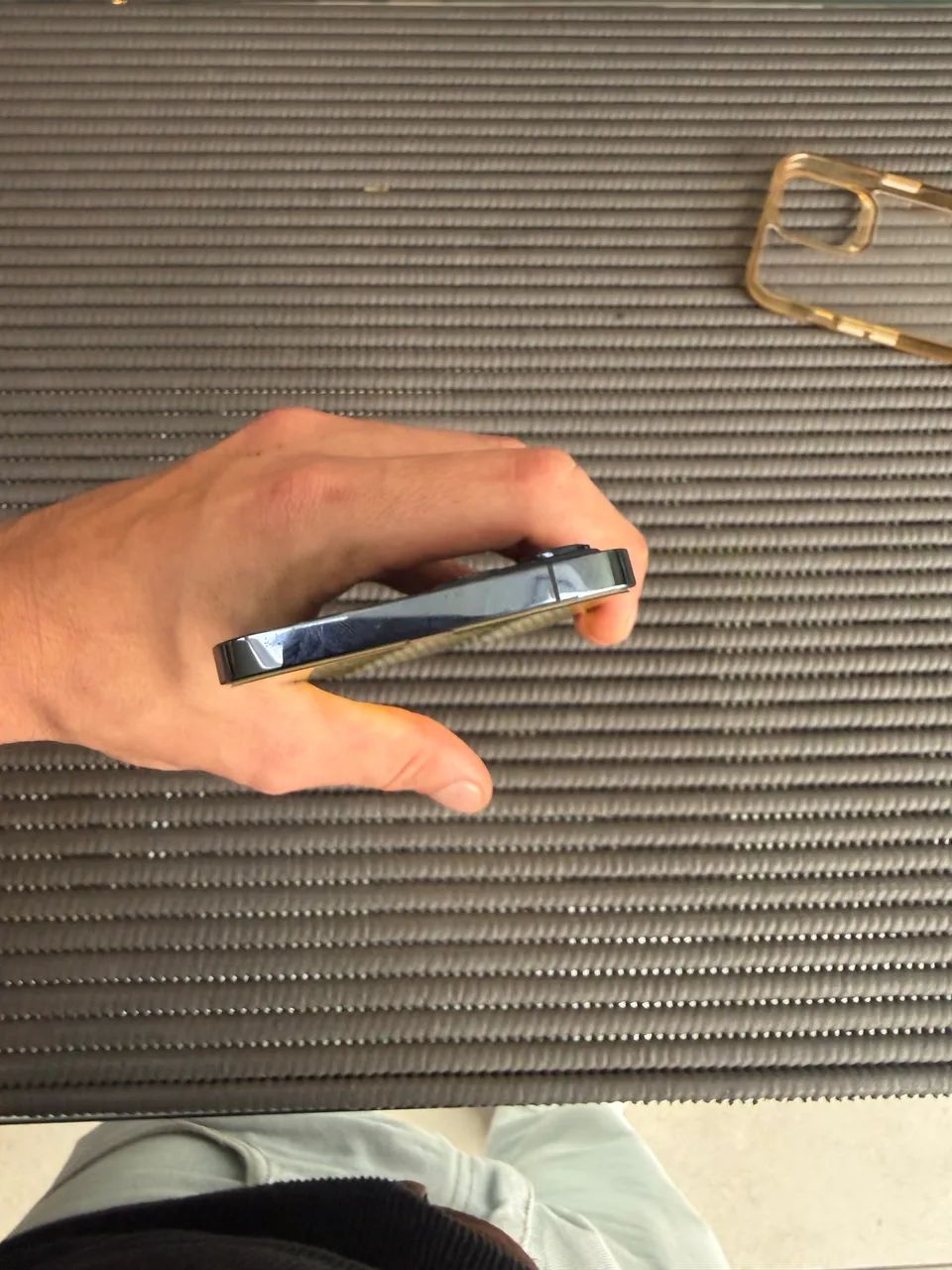 iPhone 12 Pro Max 128gb (sem nenhum arranhão) - Foto 2