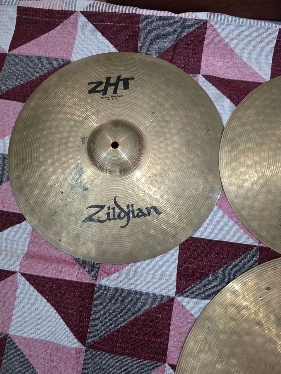 Kit de pratos Zildjan ZHT - Instrumentos musicais - Jardim