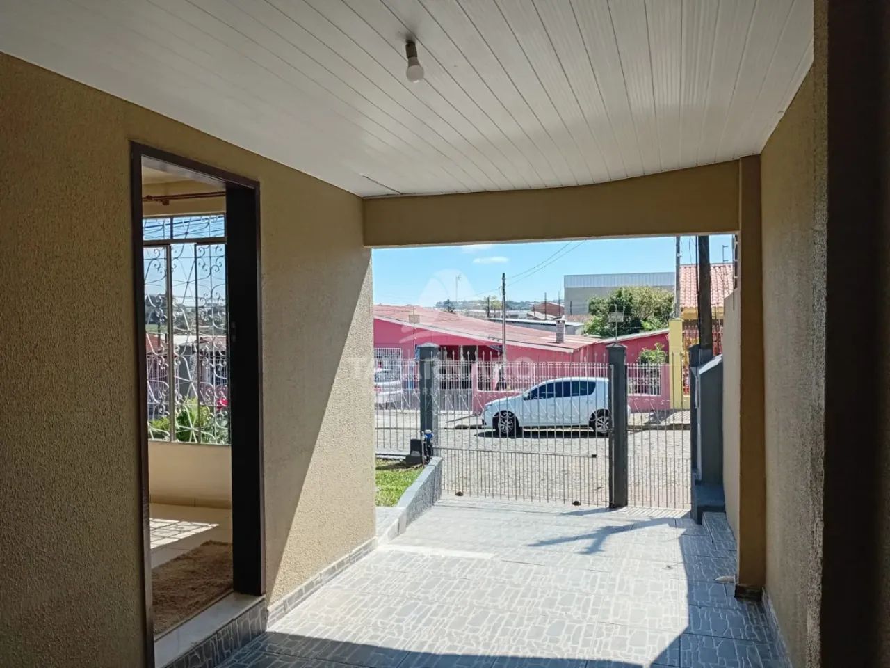 Casa Padrão em Ponta Grossa - Foto 2