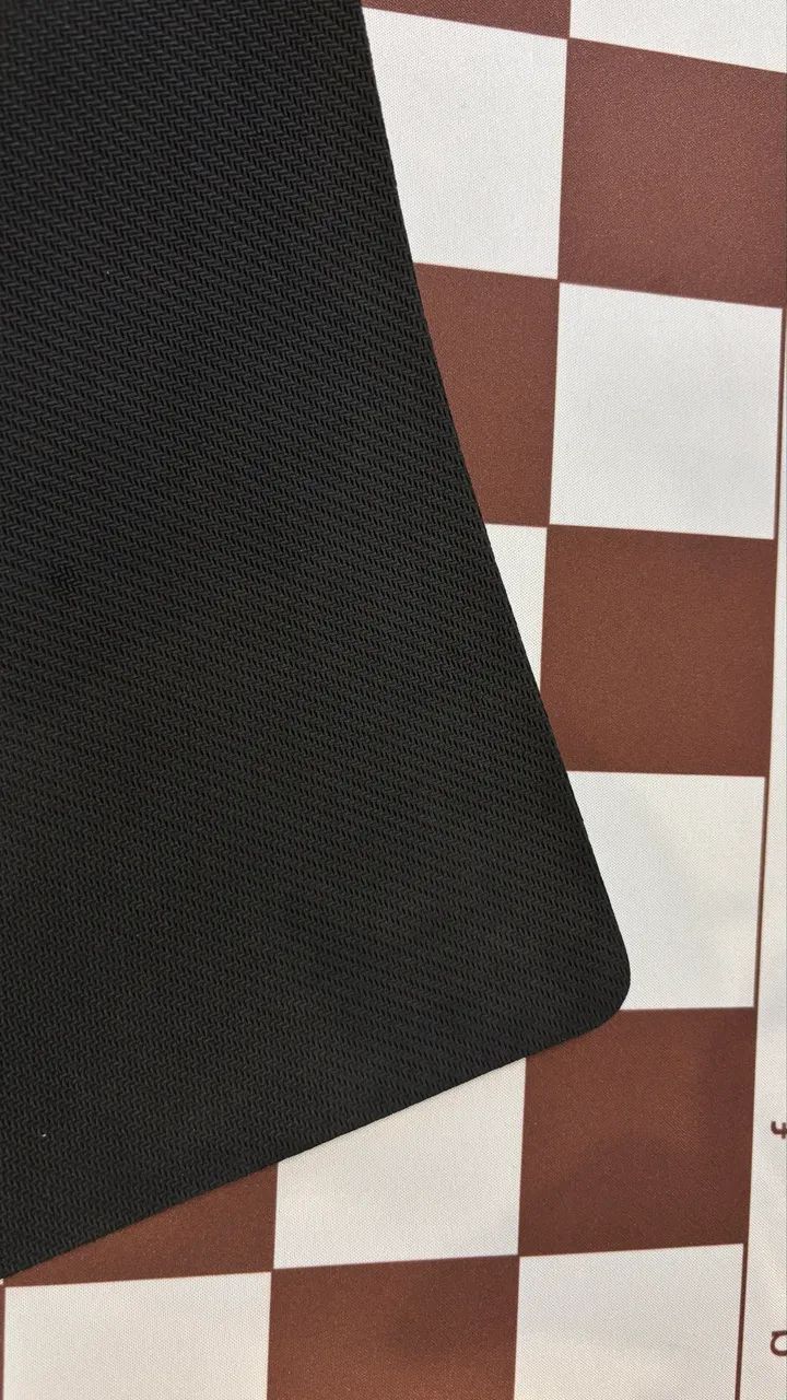 Tabuleiro Xadrez Neoprene 50x50cm - Novo - Marrom e Branco - Foto 3
