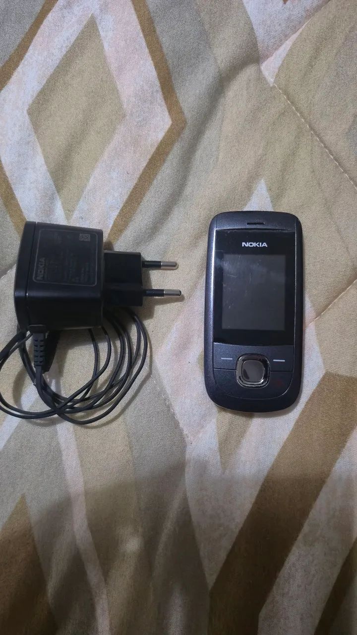 Vendo NOKIA 2220 TODO ORIGINAL  - Foto 4