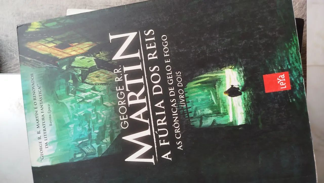 Livros Crônicas de gelo e fogo  - Foto 3