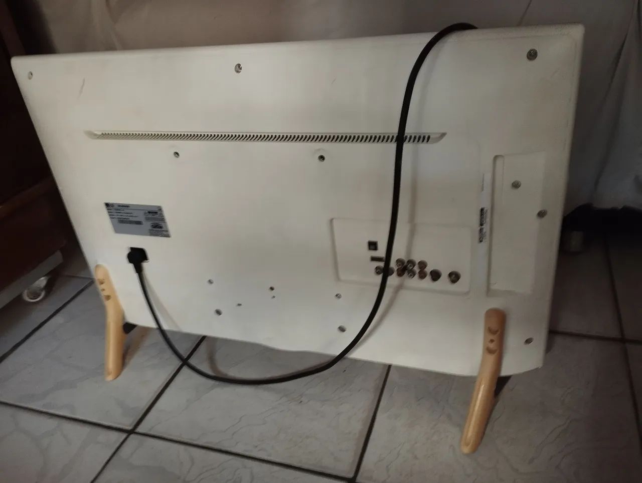 Vende se uma TV LG 32 Polegadas 