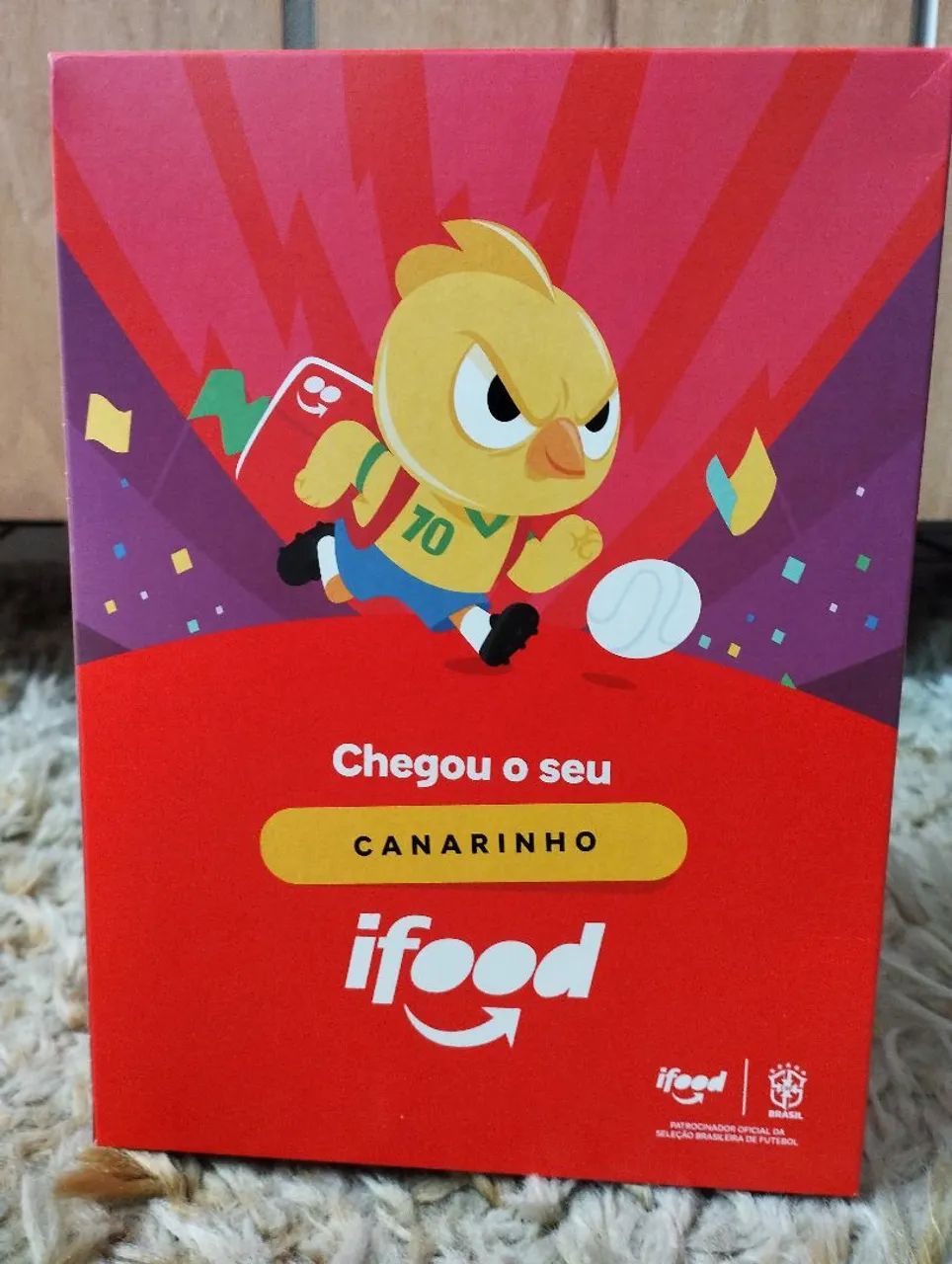 Canarinho do Ifood Copa de 62 com o card - Foto 3