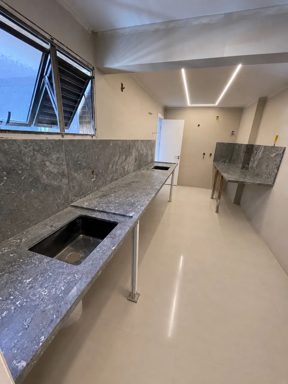 Instalação de bancadas  - Foto 3