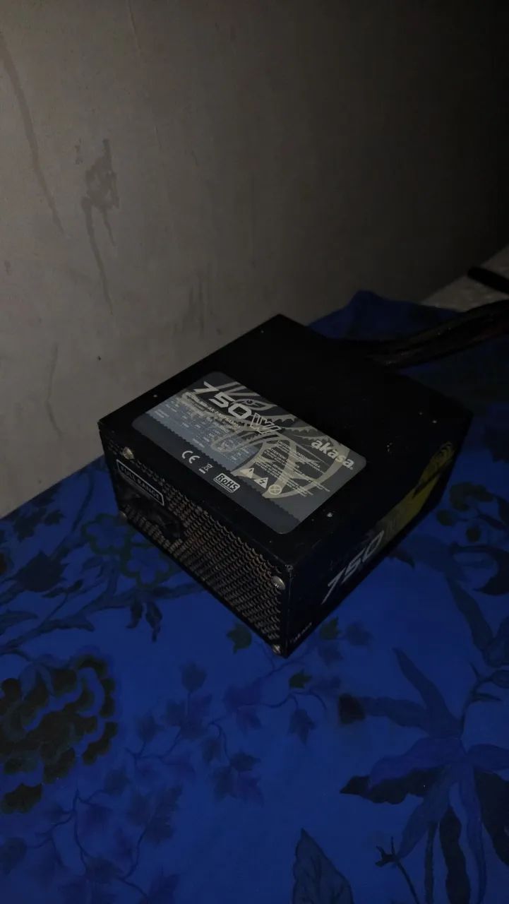 FONTE DE ALIMENTAÇÃO 750W MODULAR