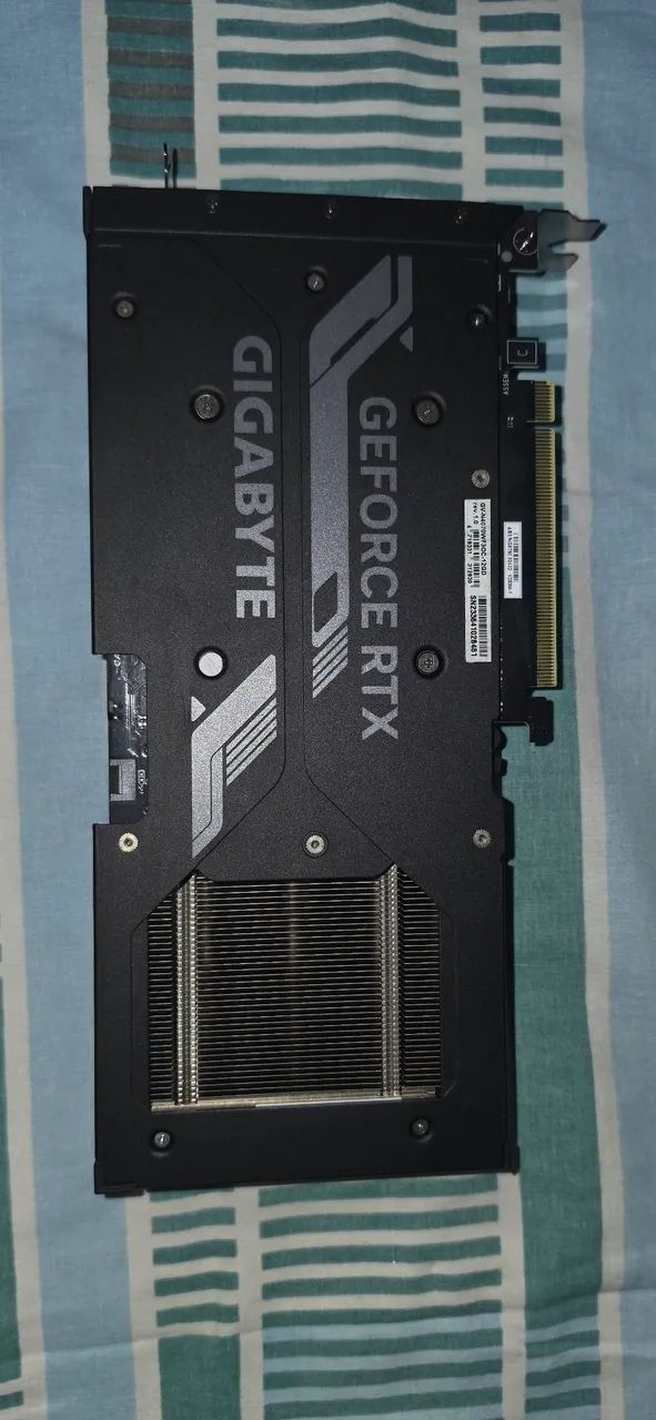 RTX4070 OC 12GB Gigabyte Windforce  - Foto 3