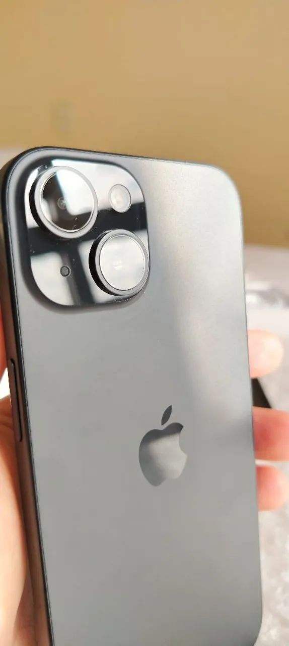 Iphone 15 preto bateria original 100% - Foto 3
