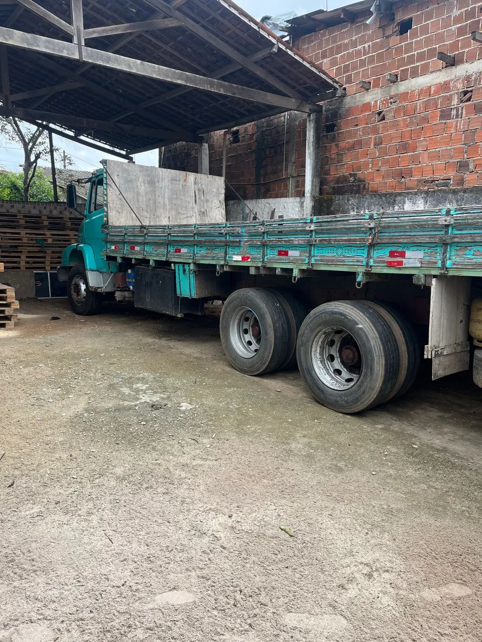 Caminhão L2318 - Bom estado  - Foto 5