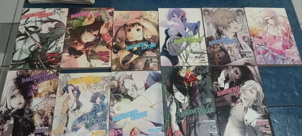 Manga:bakemonogatari  - Foto 2