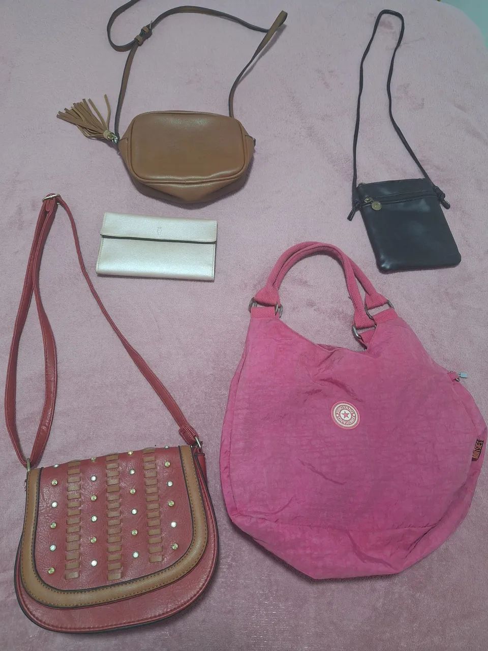 Bolsas estilosas (pode escolher pelo chat)