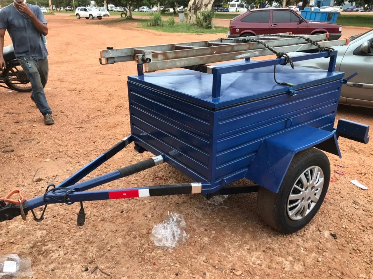 Carretinha de moto e carro