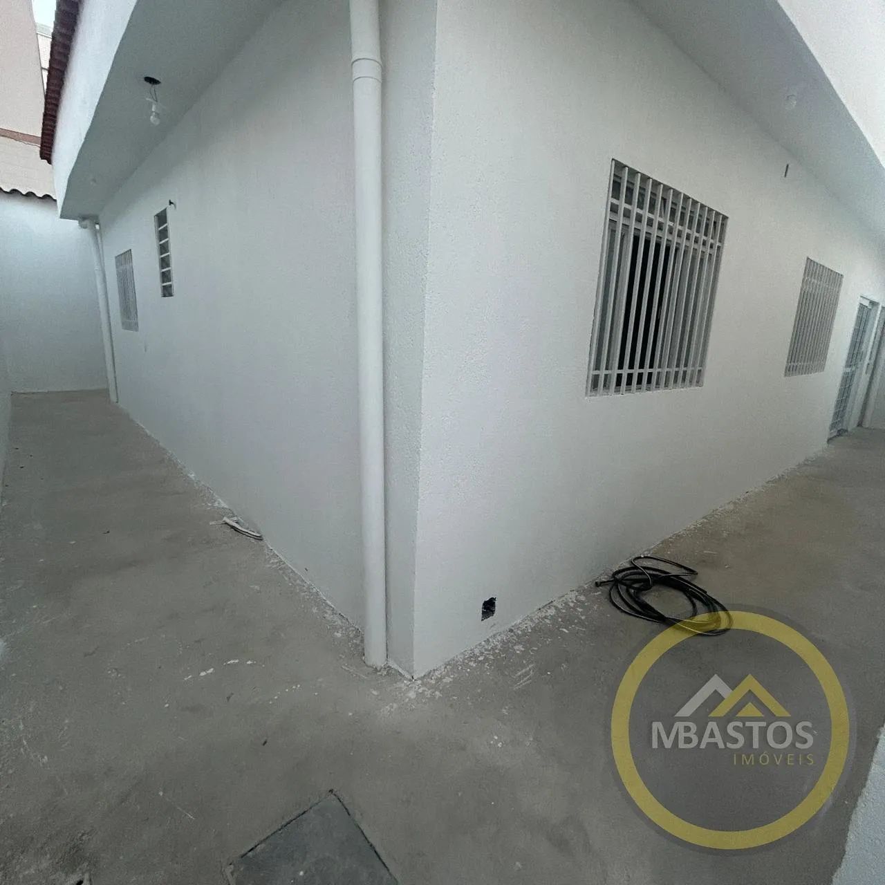 Casa 3qts suíte Coração Eucarístico BH R$ 3.000,00