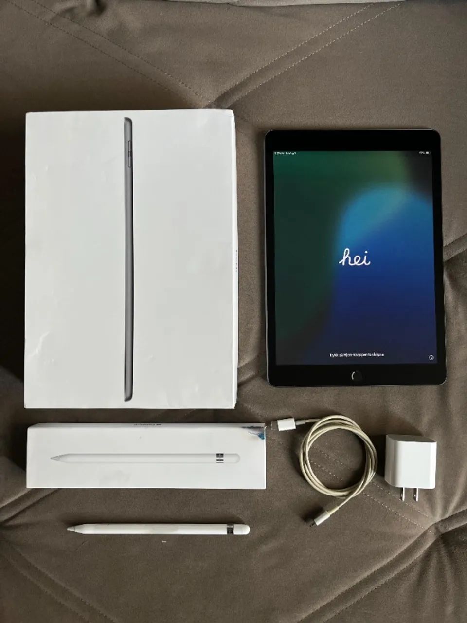 iPad 9 (64g) + Apple Pencil 