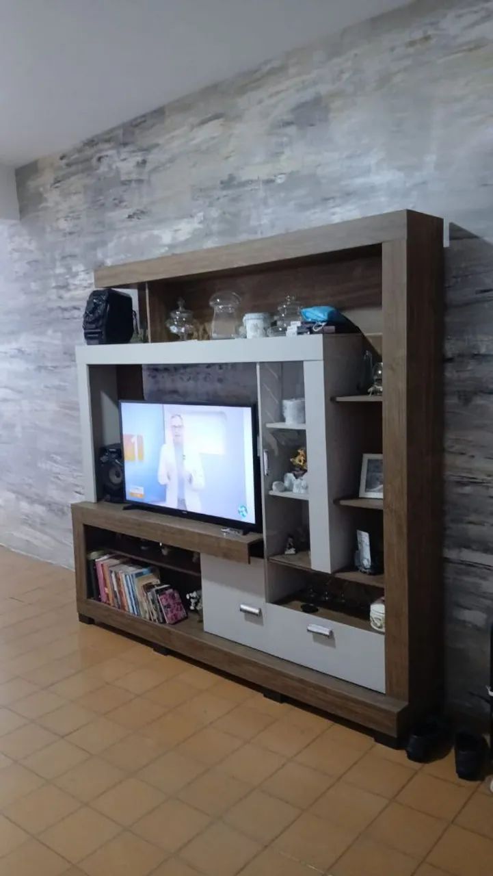 Estante de sala