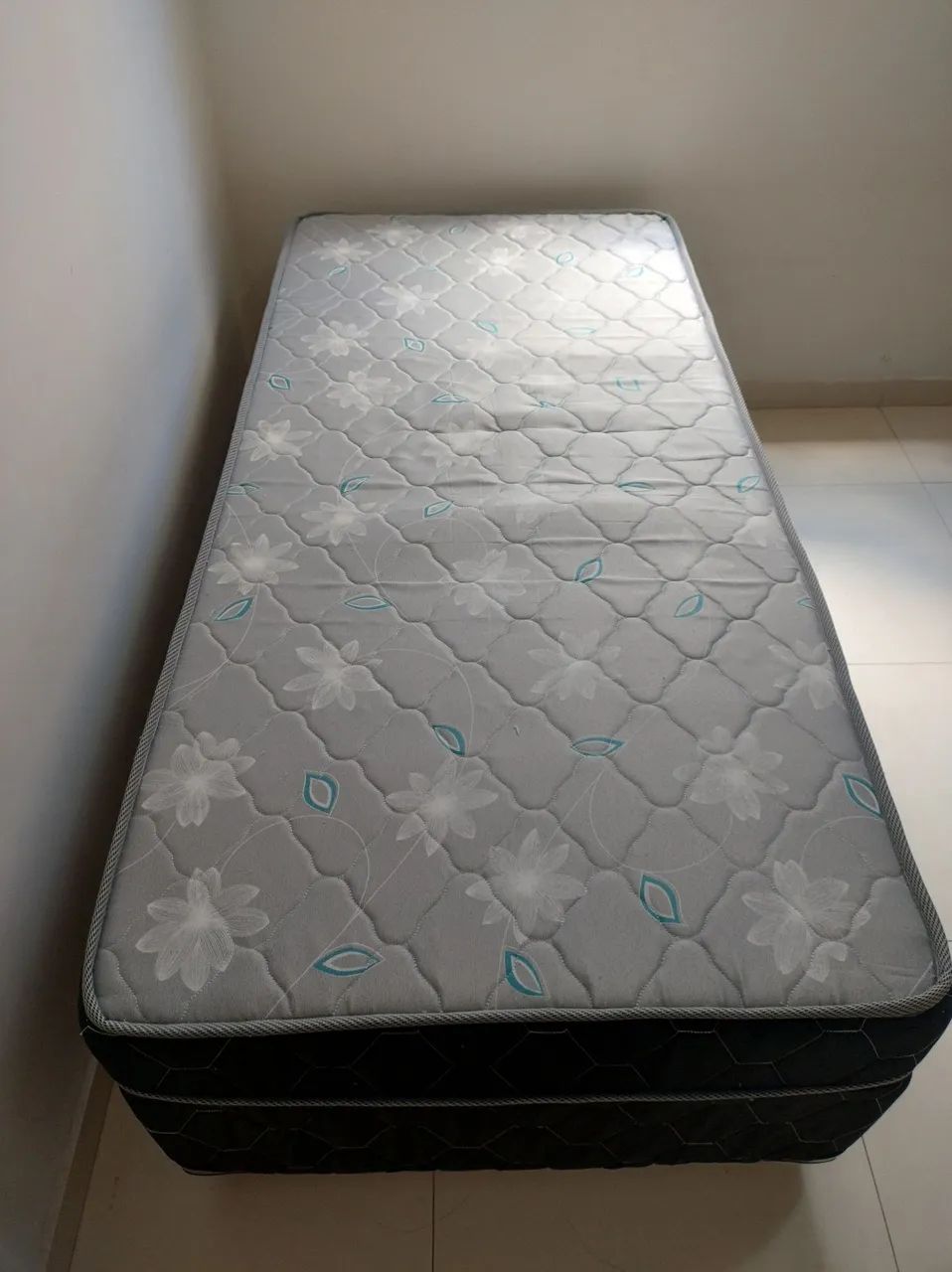 Cama Box Solteiro pouco uso - Foto 2